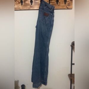 Wrangler Women's Retro High Rise Trouser